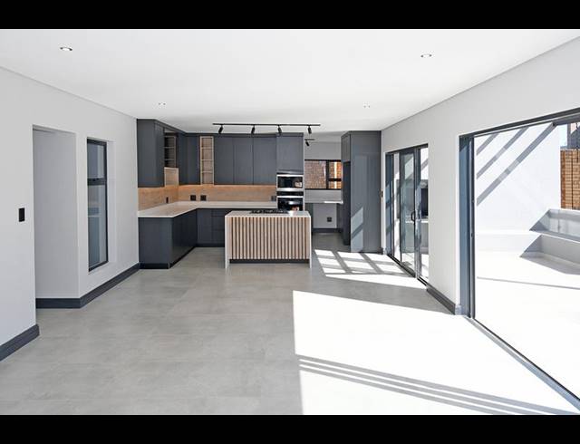 3 BEDROOM HOUSE FOR SALE IN FOUNTAINBROOK ESTATE